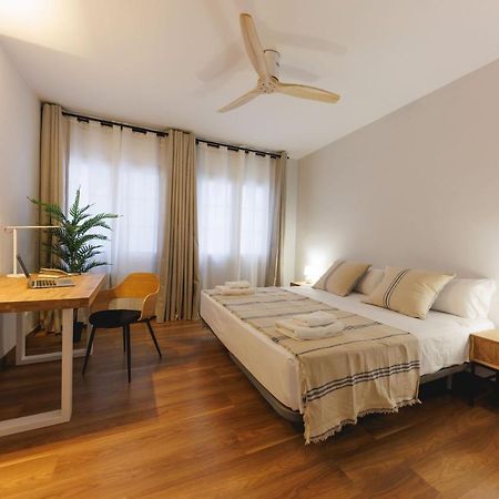 Bravissimo Figuerola, Spacious 3-Bedroom Apartment Girona Bagian luar foto